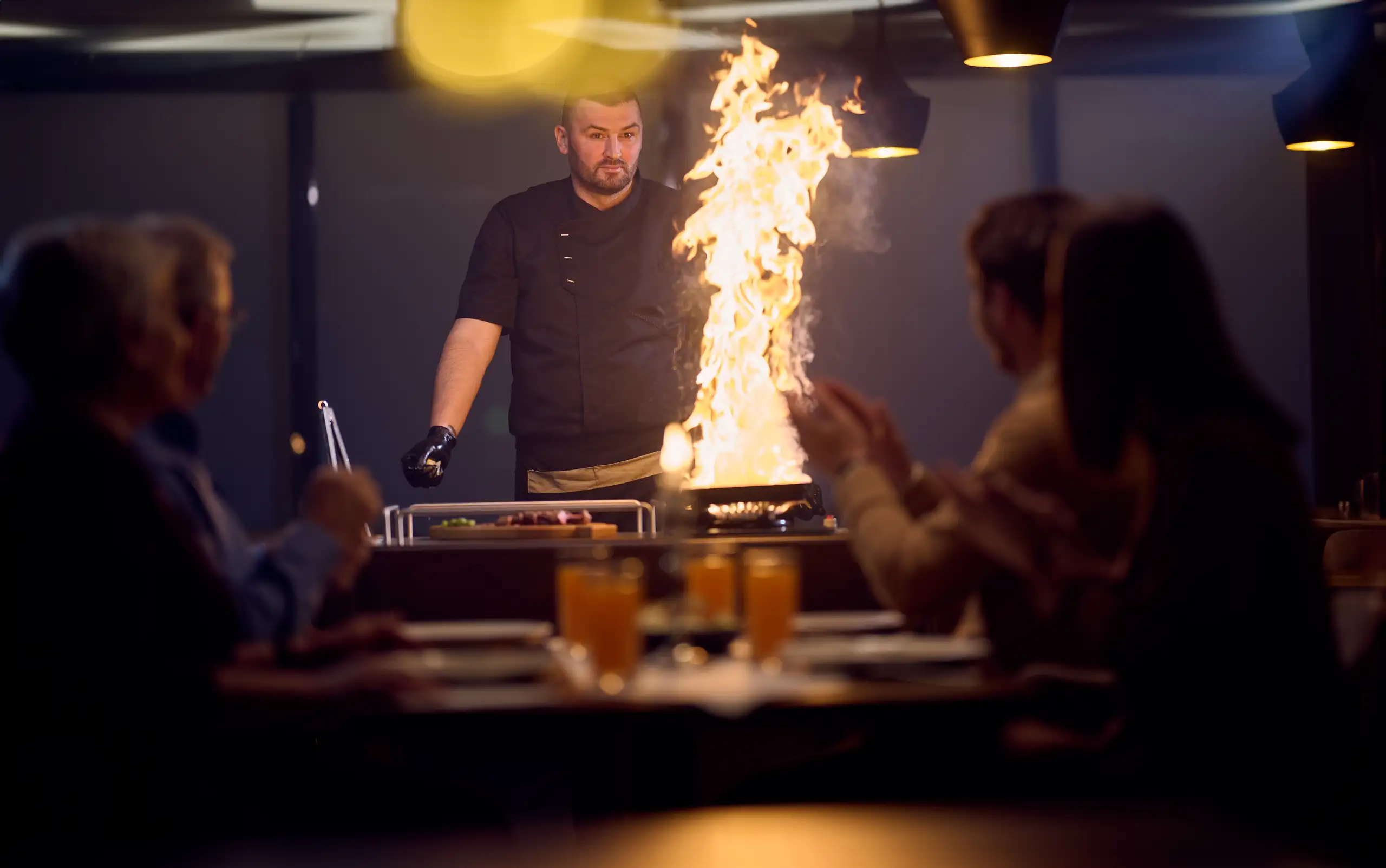Vorteile eines Kamins für die Gastronomie in Bremen von FeuerMoment