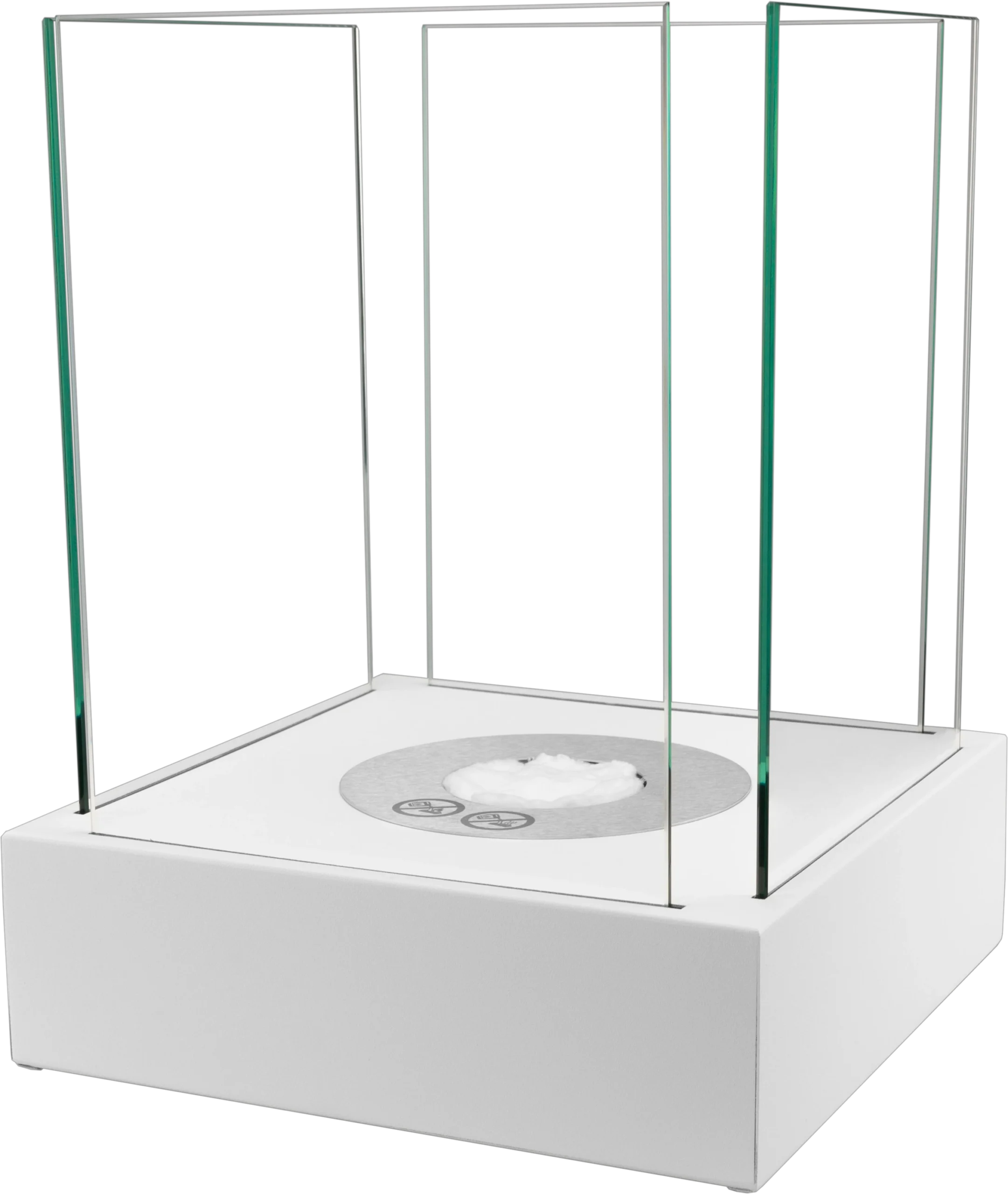 Crystal M in Weiß
