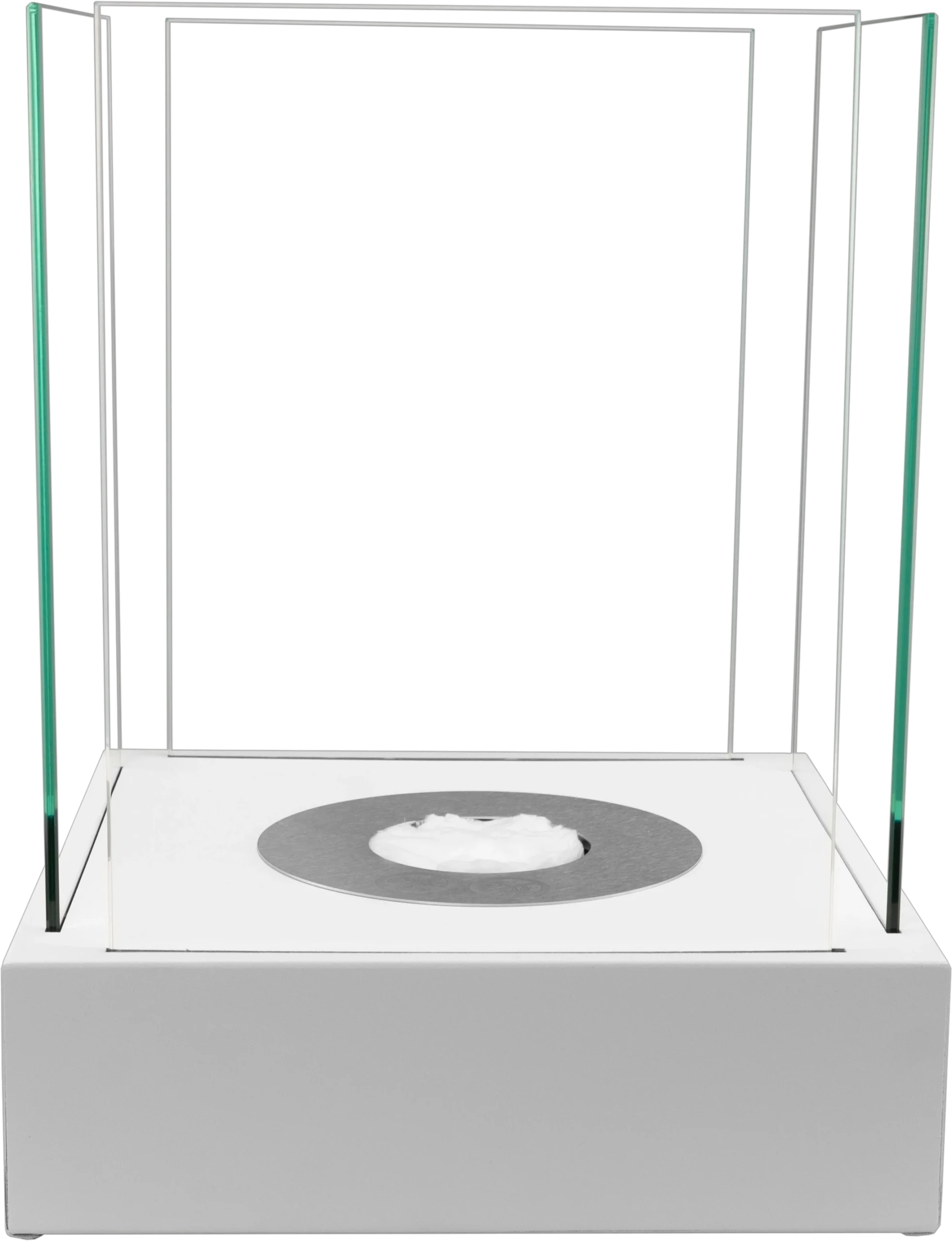 Crystal M in Weiß