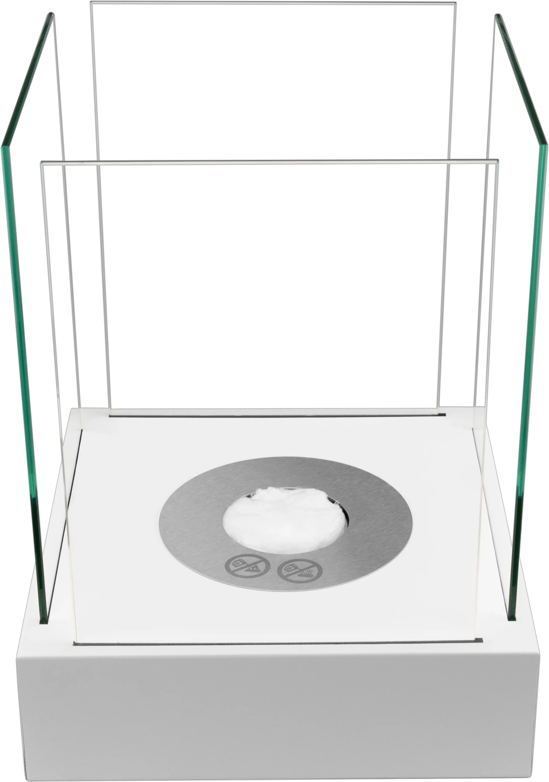 Crystal M in Weiß