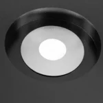 Eclipse in Schwarz